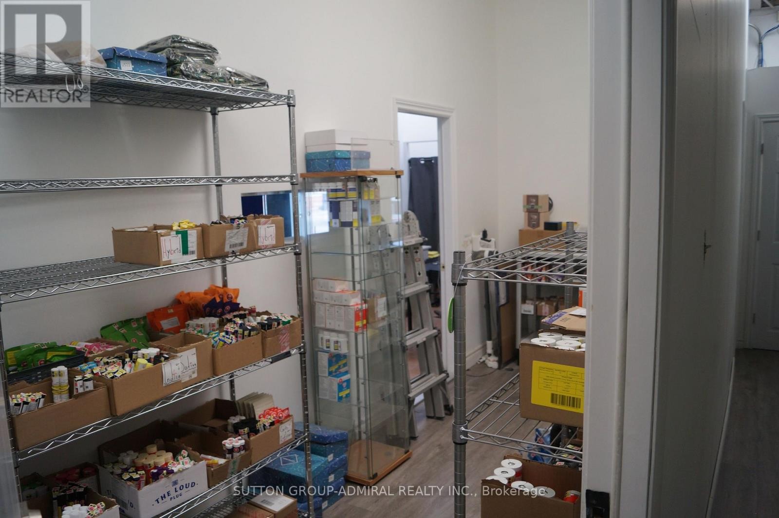 












17 - 6620 FINCH AVENUE W

,
Toronto (West Humber-Clairville),




Ontario
M9V5H7

