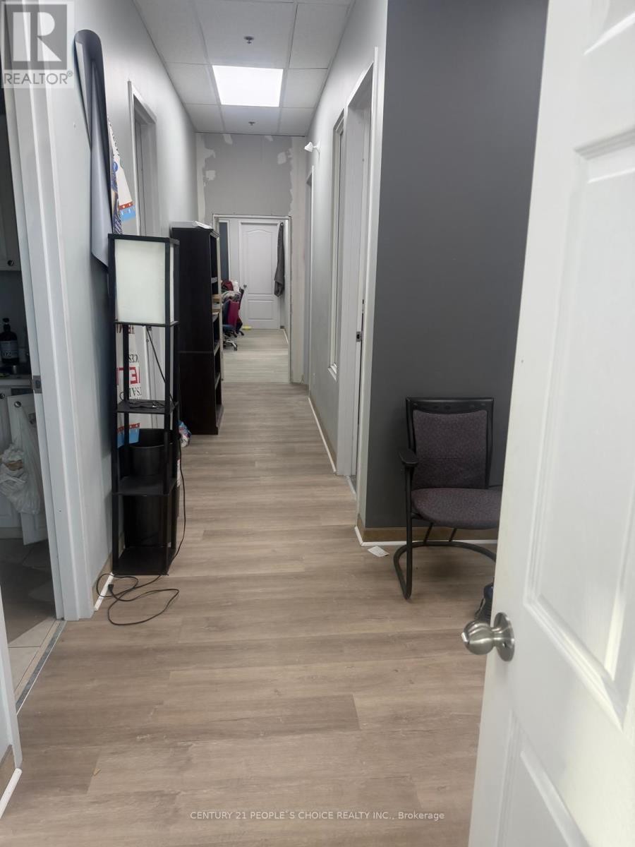 












26 B - 5250 SATELLITE DRIVE

,
Mississauga (Airport Corporate),




Ontario
L4W5G5


