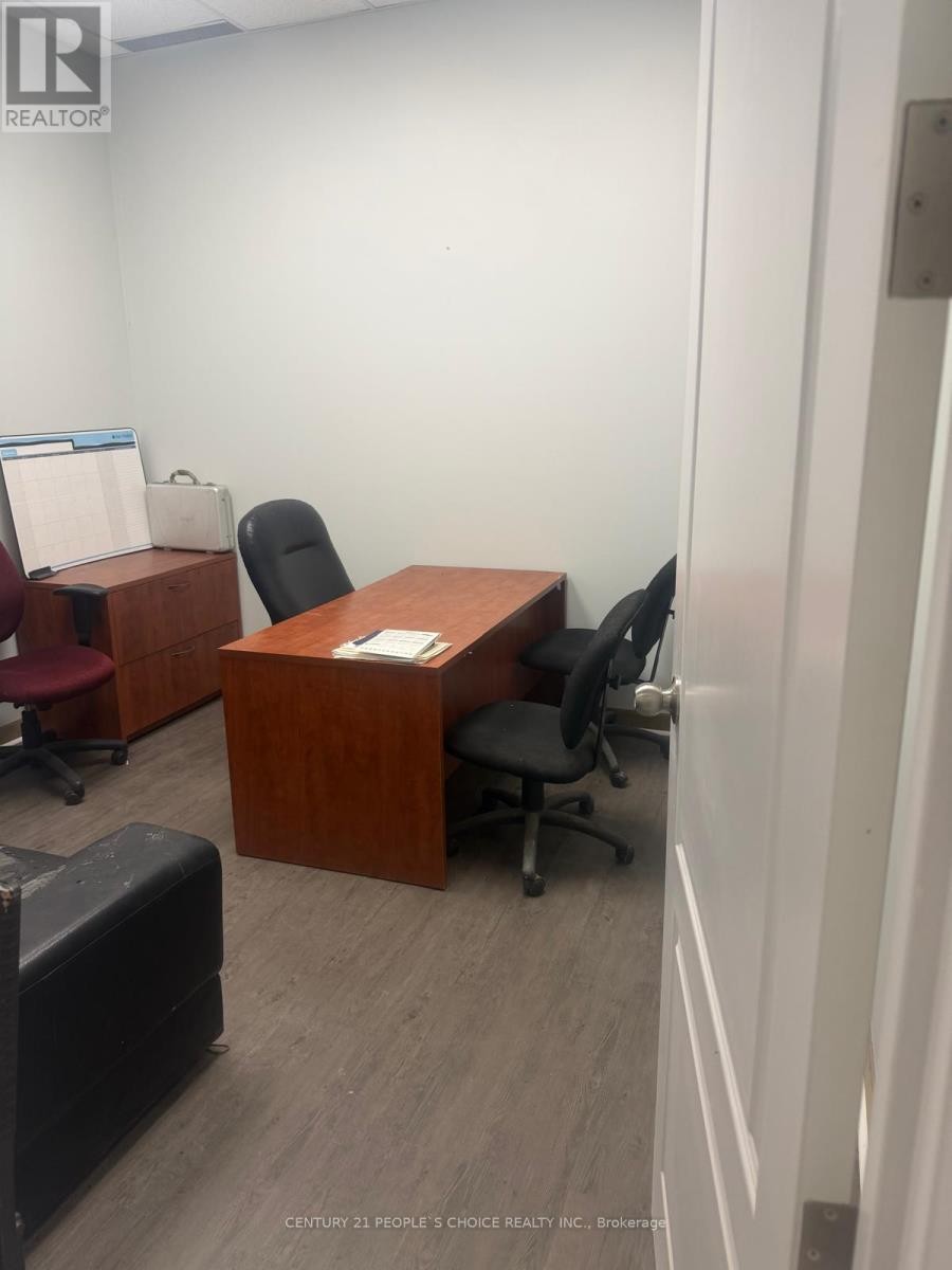












26 B - 5250 SATELLITE DRIVE

,
Mississauga (Airport Corporate),




Ontario
L4W5G5

