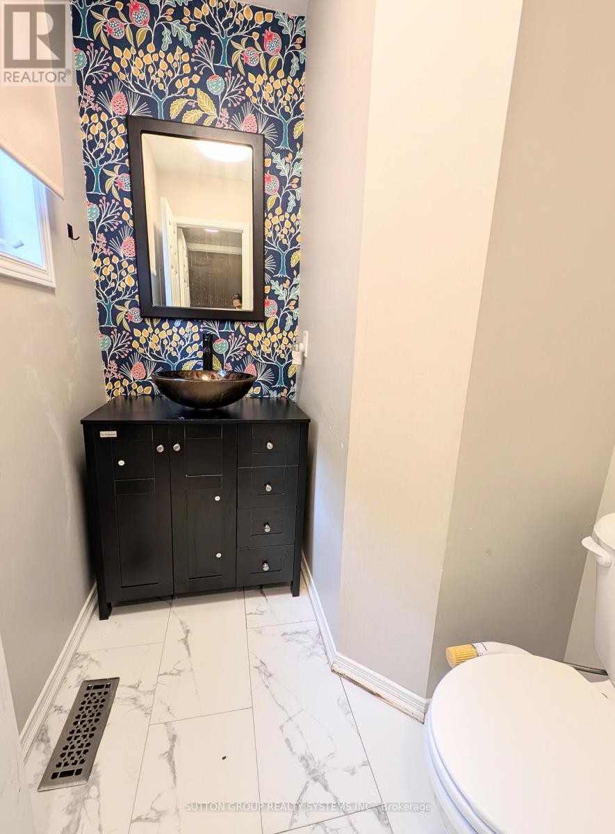 












1411 TOBYN DRIVE

,
Burlington (Tansley),




Ontario
L7M4V7

