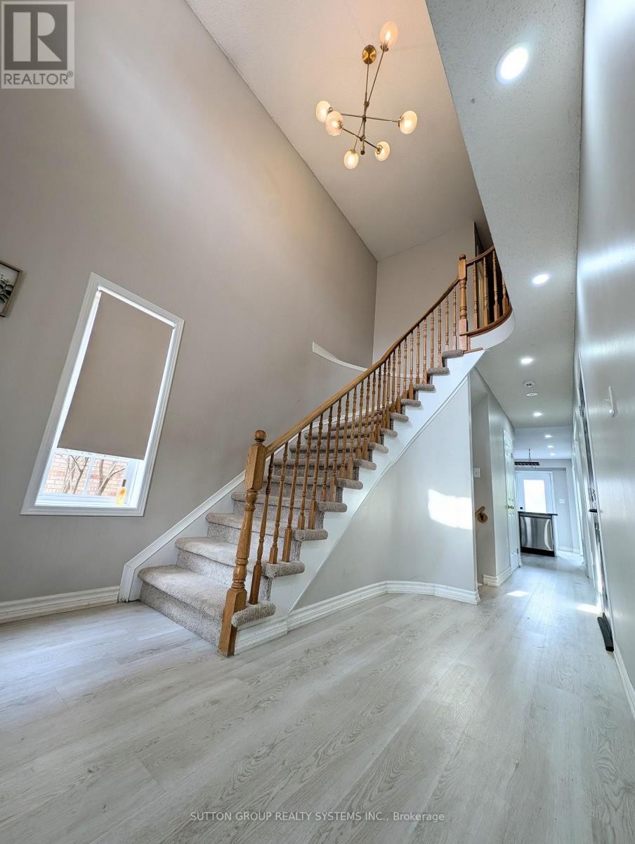 












1411 TOBYN DRIVE

,
Burlington (Tansley),




Ontario
L7M4V7

