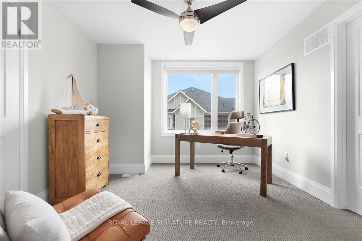 












19 - 3042 CREEKSHORE COMMON

,
Oakville (GO Glenorchy),




Ontario
L6M0Y6

