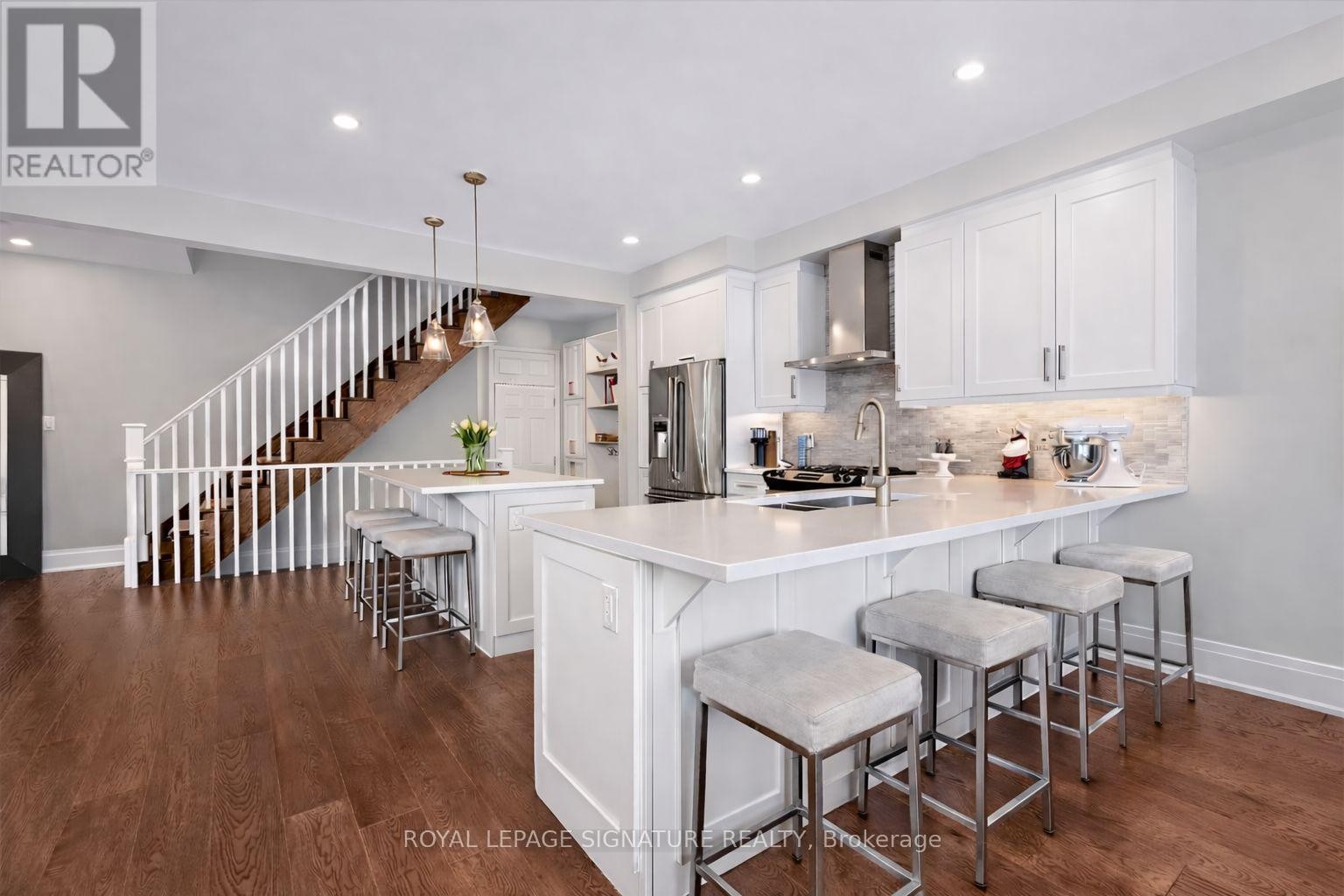 












19 - 3042 CREEKSHORE COMMON

,
Oakville (GO Glenorchy),




Ontario
L6M0Y6

