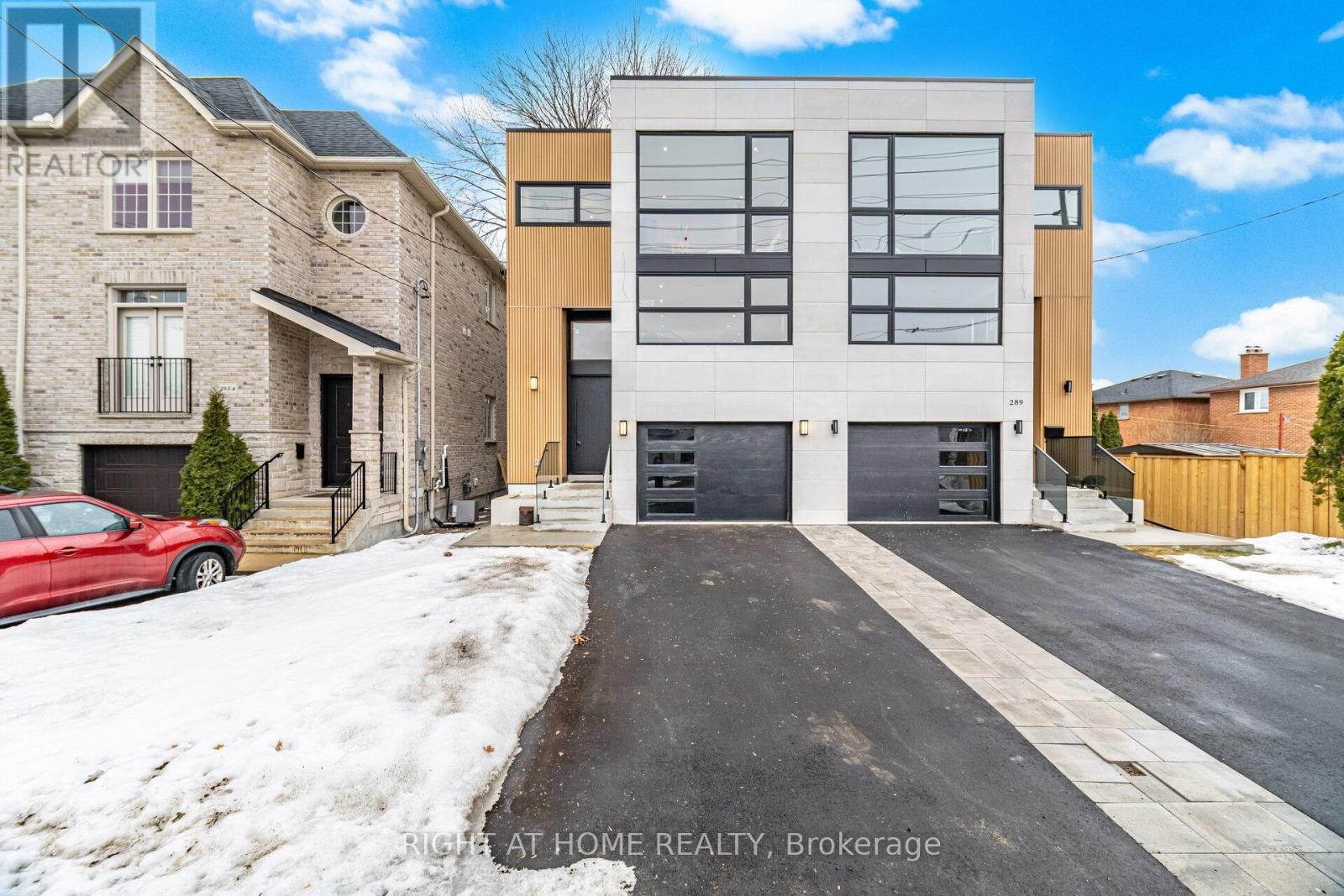 












287 VALERMO DRIVE

,
Toronto (Alderwood),




Ontario
M8W2L2

