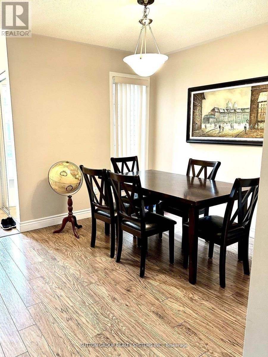












2467 SPRINGFOREST DRIVE

,
Oakville (BC Bronte Creek),




Ontario
L6M0A2

