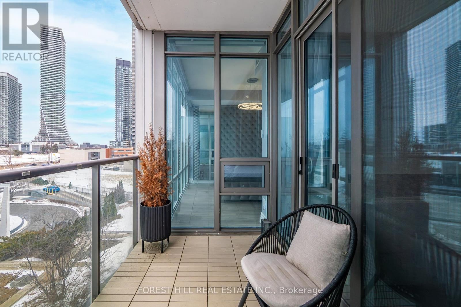 












509 - 88 PARK LAWN ROAD

,
Toronto (Mimico),




Ontario
M8Y0B5

