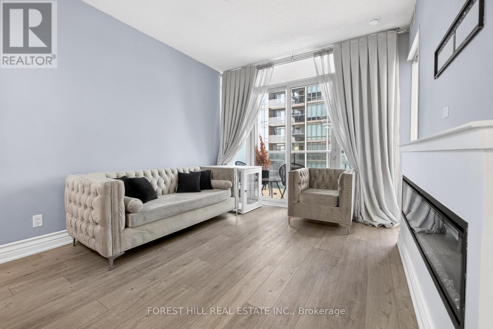 












509 - 88 PARK LAWN ROAD

,
Toronto (Mimico),




Ontario
M8Y0B5

