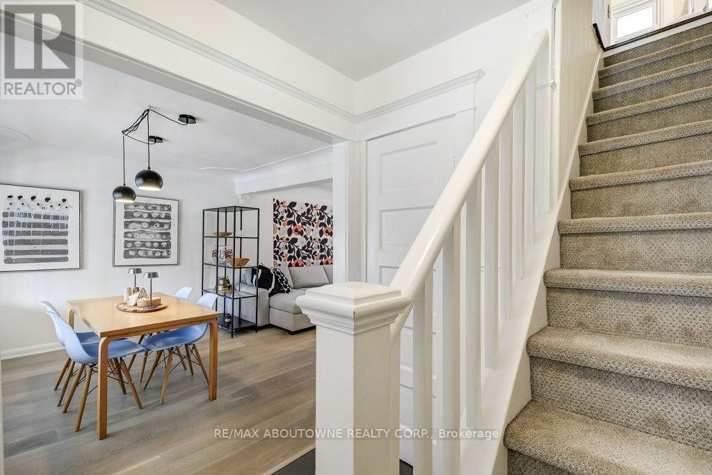 












2180 CAROLINE STREET

,
Burlington (Brant),




Ontario
L7R1M3

