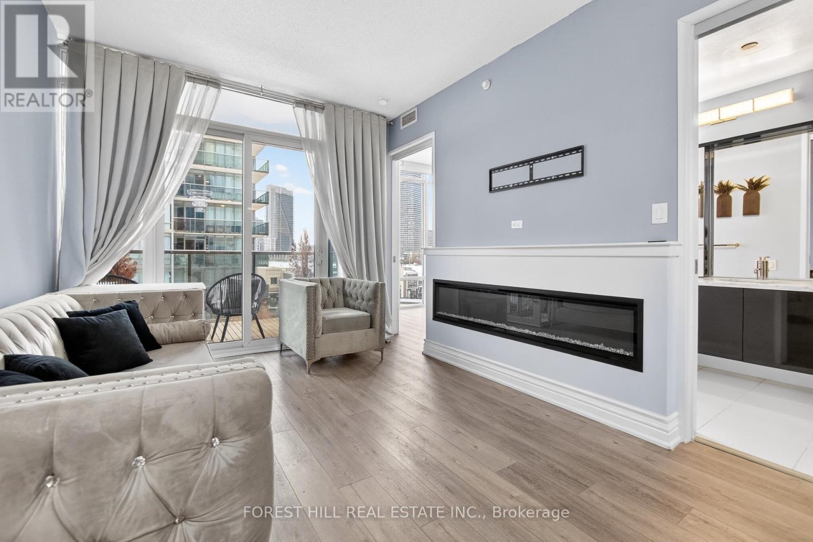 












509 - 88 PARK LAWN ROAD

,
Toronto (Mimico),




Ontario
M8Y0B5

