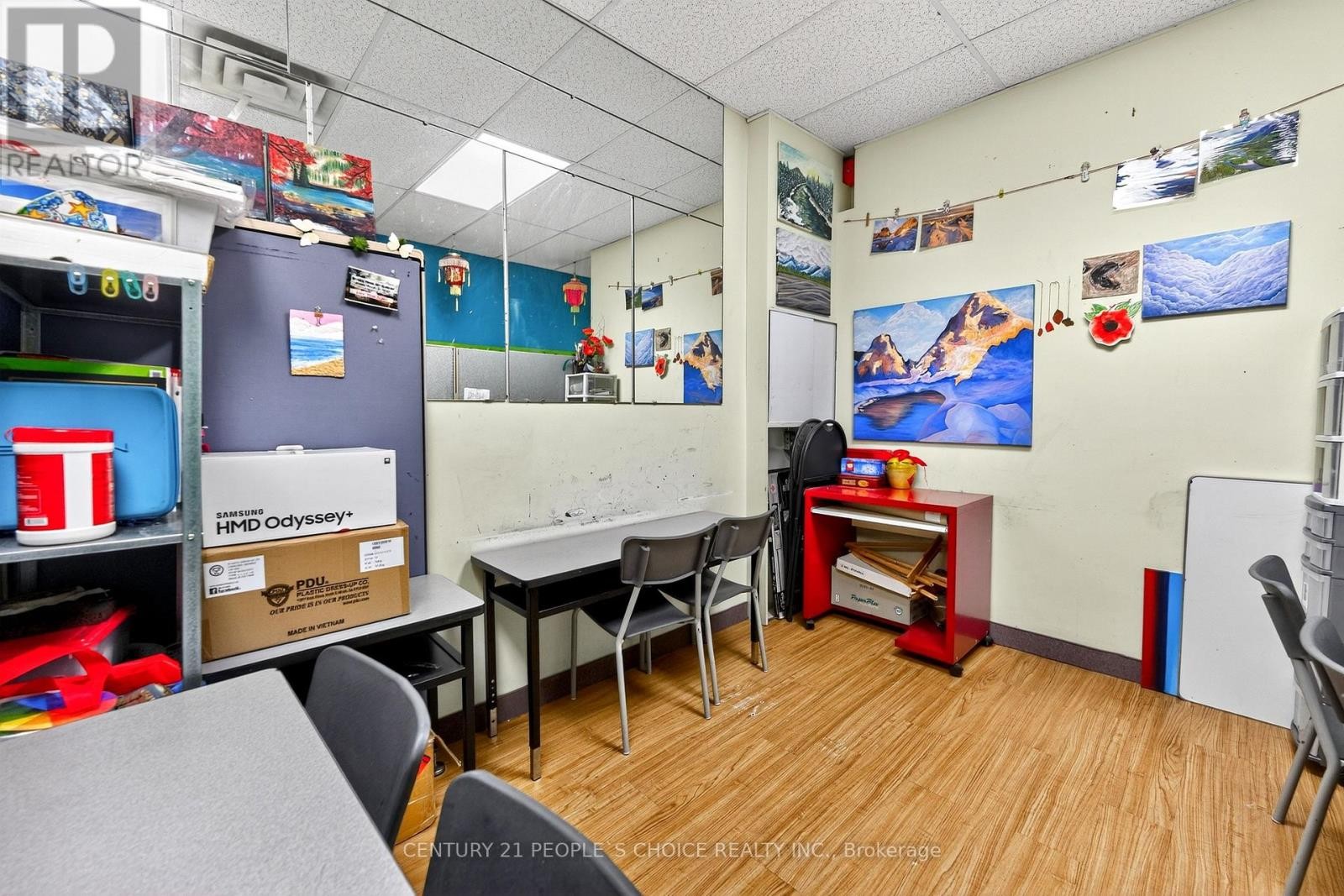 












216 - 1550 SOUTH GATEWAY ROAD

,
Mississauga (Northeast),




Ontario
L4W5G6

