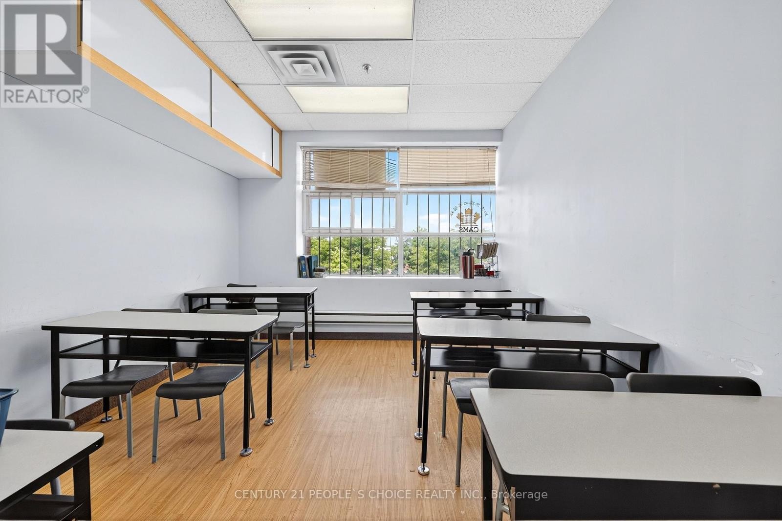 












216 - 1550 SOUTH GATEWAY ROAD

,
Mississauga (Northeast),




Ontario
L4W5G6

