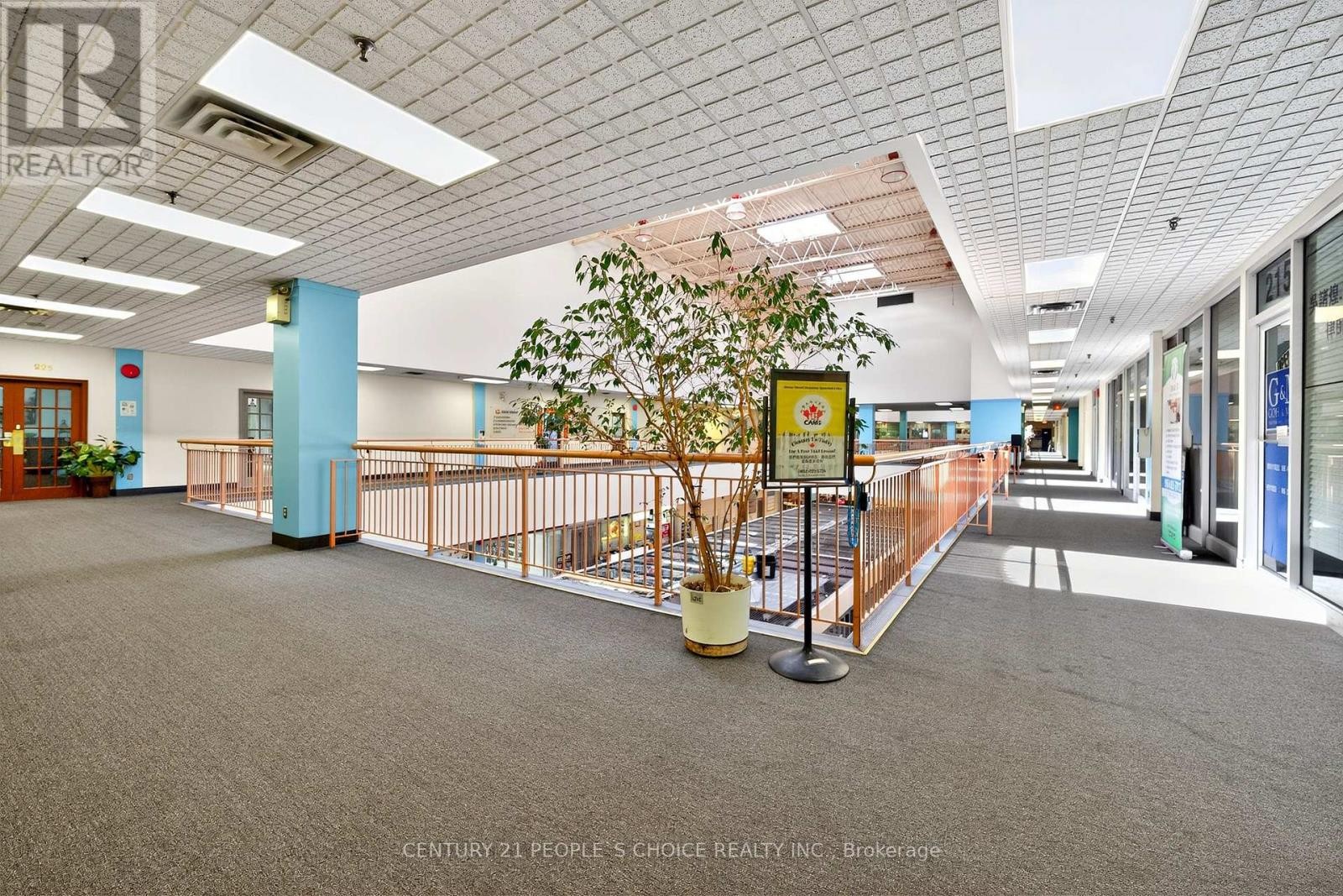 












216 - 1550 SOUTH GATEWAY ROAD

,
Mississauga (Northeast),




Ontario
L4W5G6

