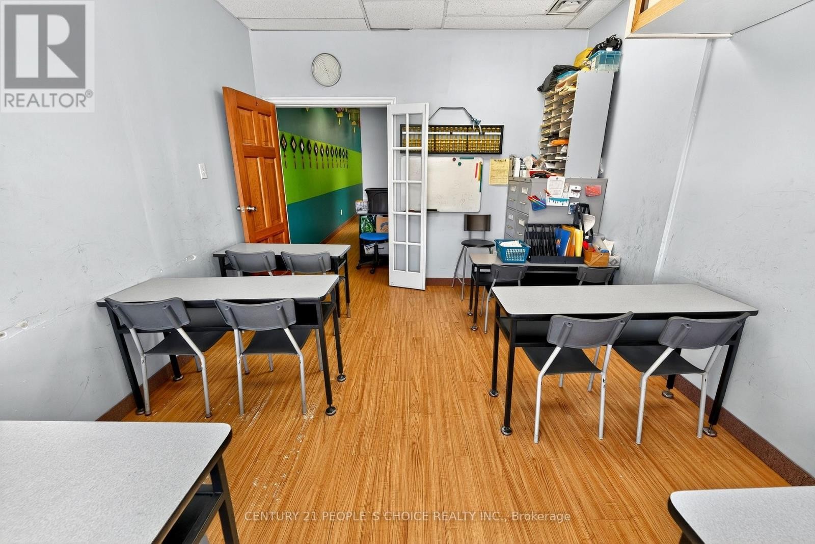 












216 - 1550 SOUTH GATEWAY ROAD

,
Mississauga (Northeast),




Ontario
L4W5G6

