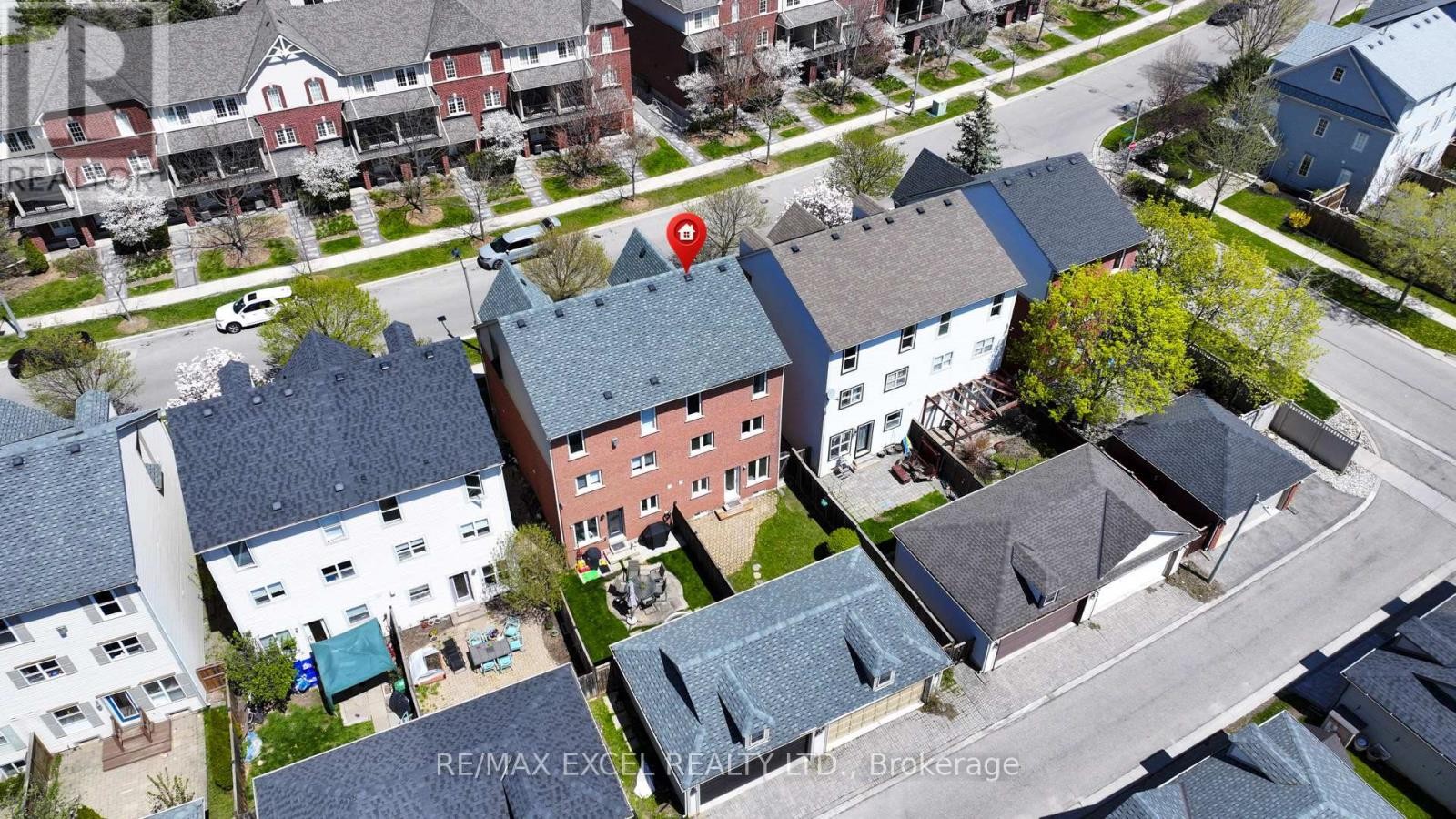 












98 GEORGIAN DRIVE

,
Oakville (RO River Oaks),




Ontario
L6H6V1

