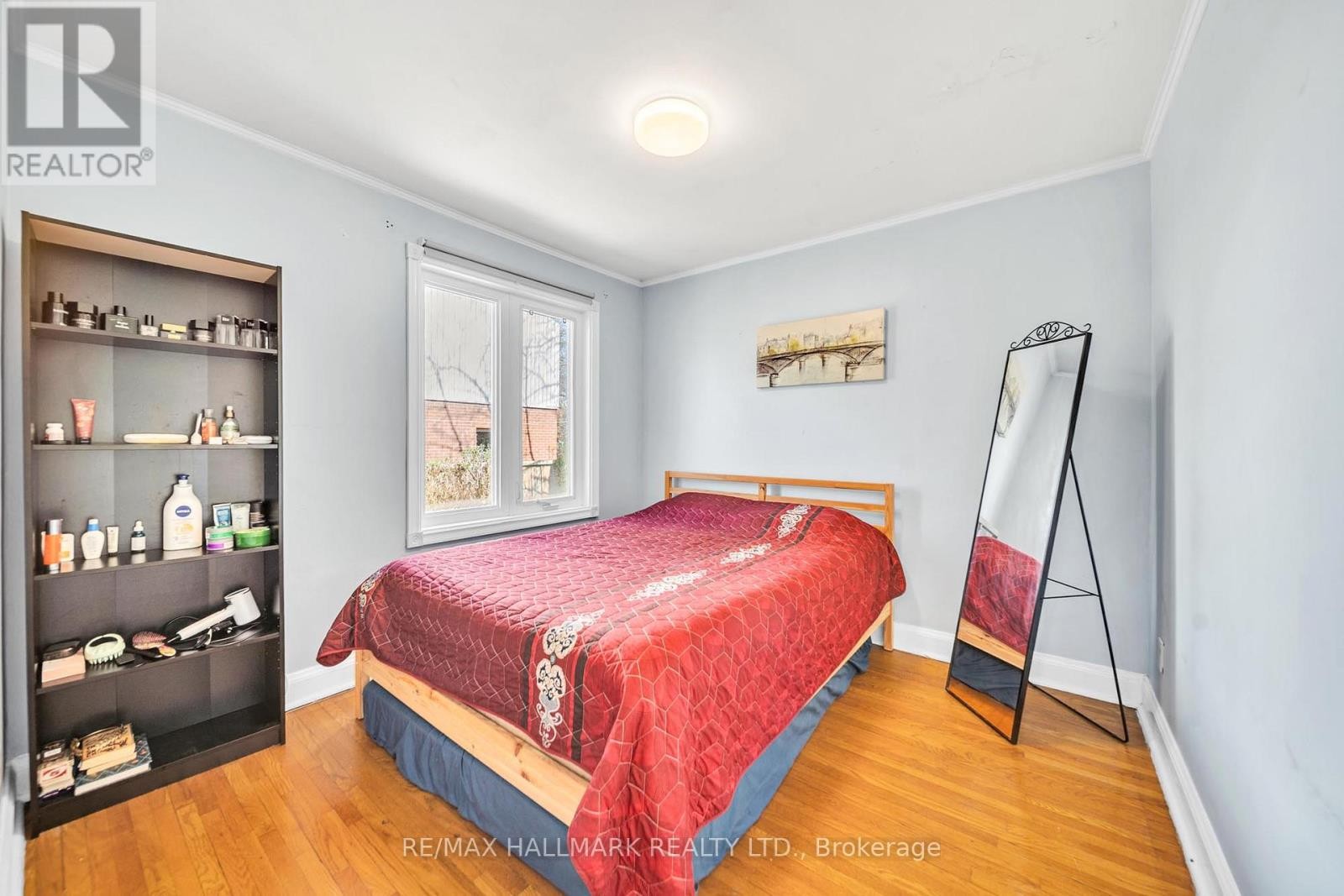 












200 BERRY ROAD

,
Toronto (Stonegate-Queensway),




Ontario
M8Y1W8

