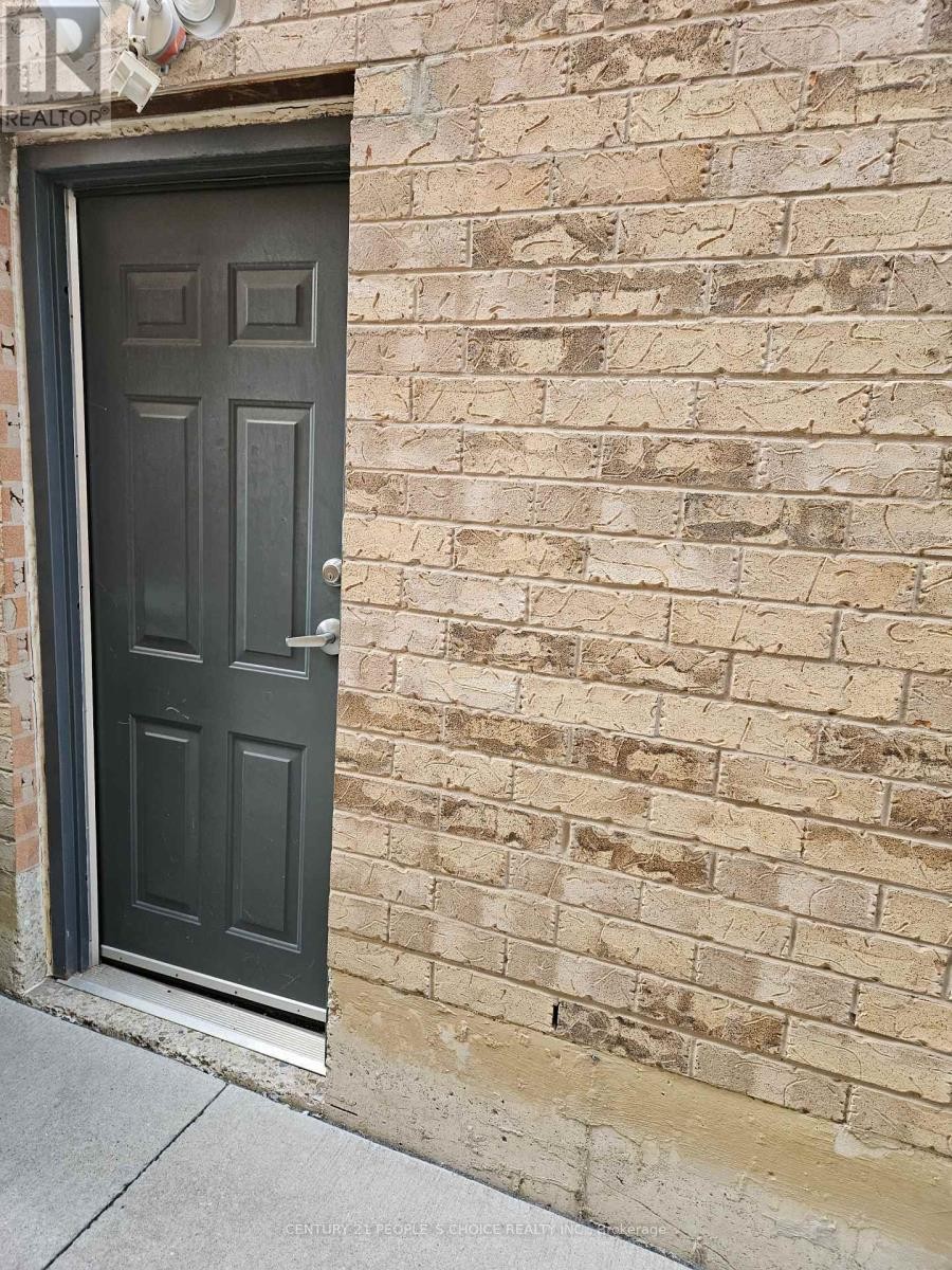 












BSMT(ENTIRE) - 4329 GUILDWOOD WAY

,
Mississauga (Hurontario),




Ontario
L5R0A4

