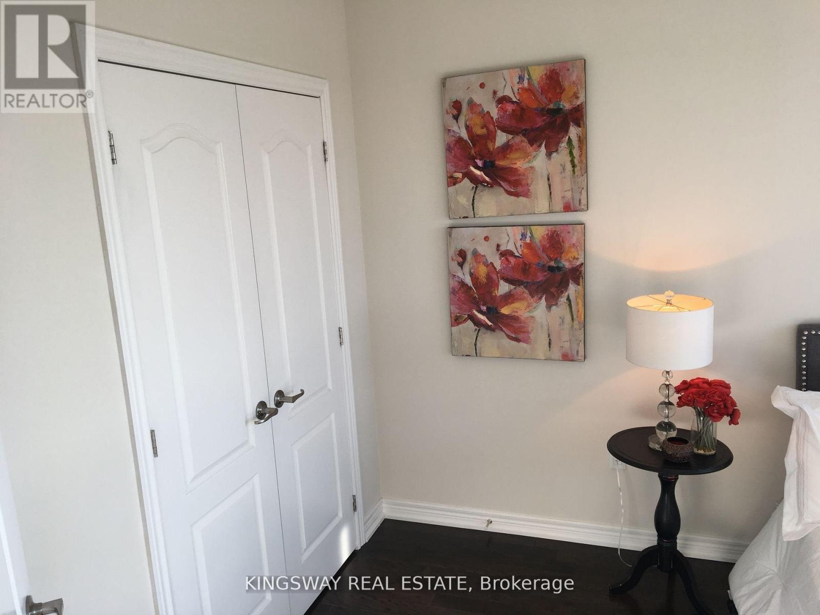 












608 - 1419 COSTIGAN ROAD

,
Milton (CL Clarke),




Ontario
L9T0Y7

