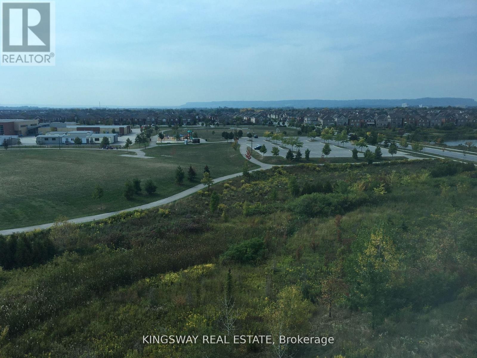 












608 - 1419 COSTIGAN ROAD

,
Milton (CL Clarke),




Ontario
L9T0Y7

