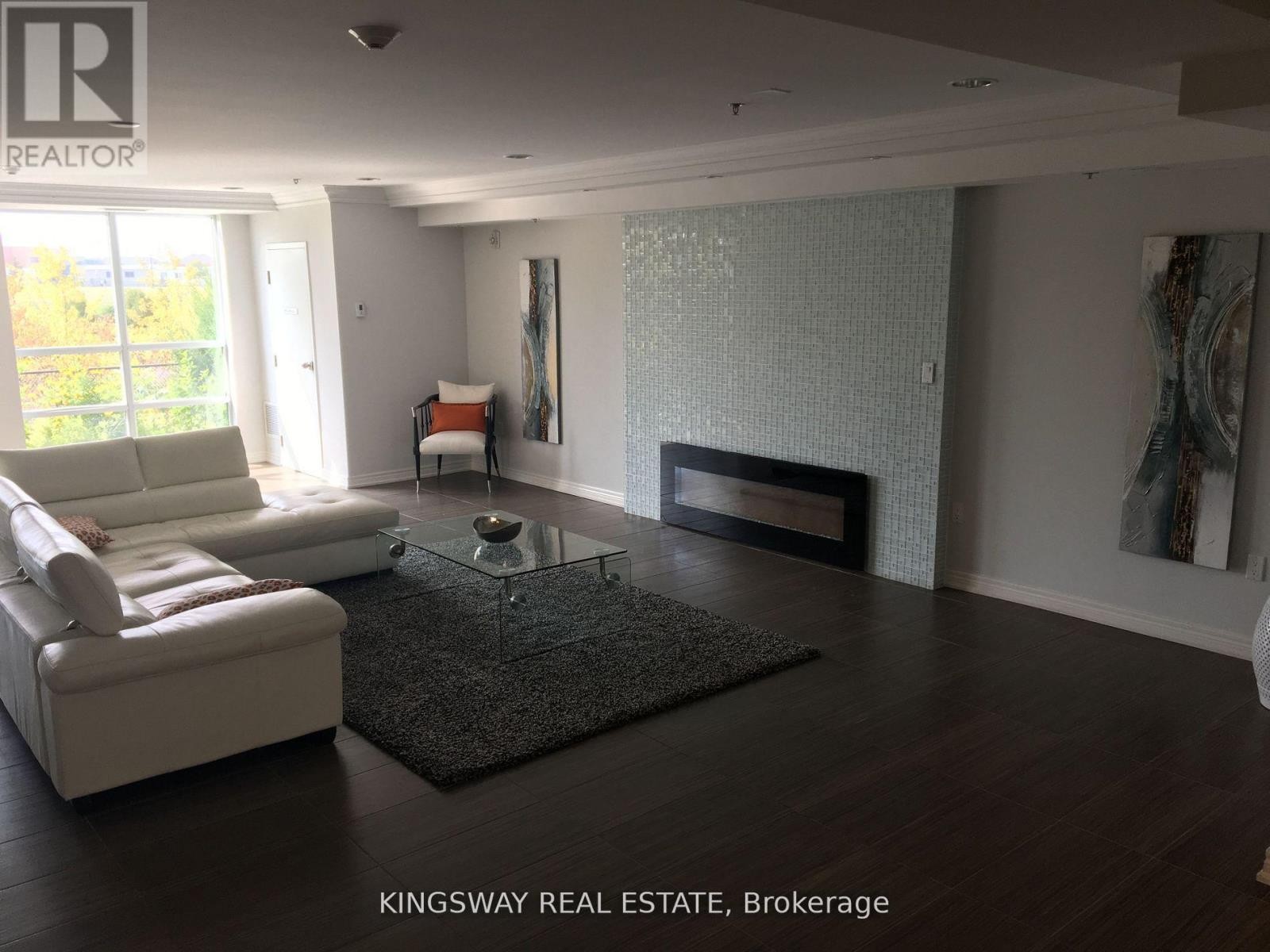 












608 - 1419 COSTIGAN ROAD

,
Milton (CL Clarke),




Ontario
L9T0Y7

