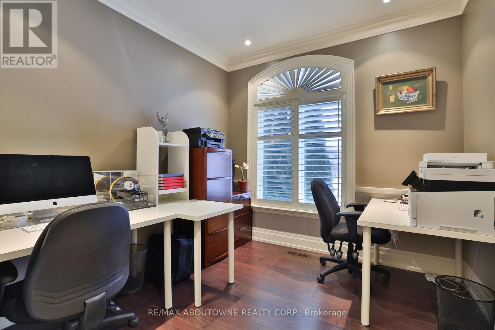 












390 SEATON DRIVE

,
Oakville (WO West),




Ontario
L6L3Y2

