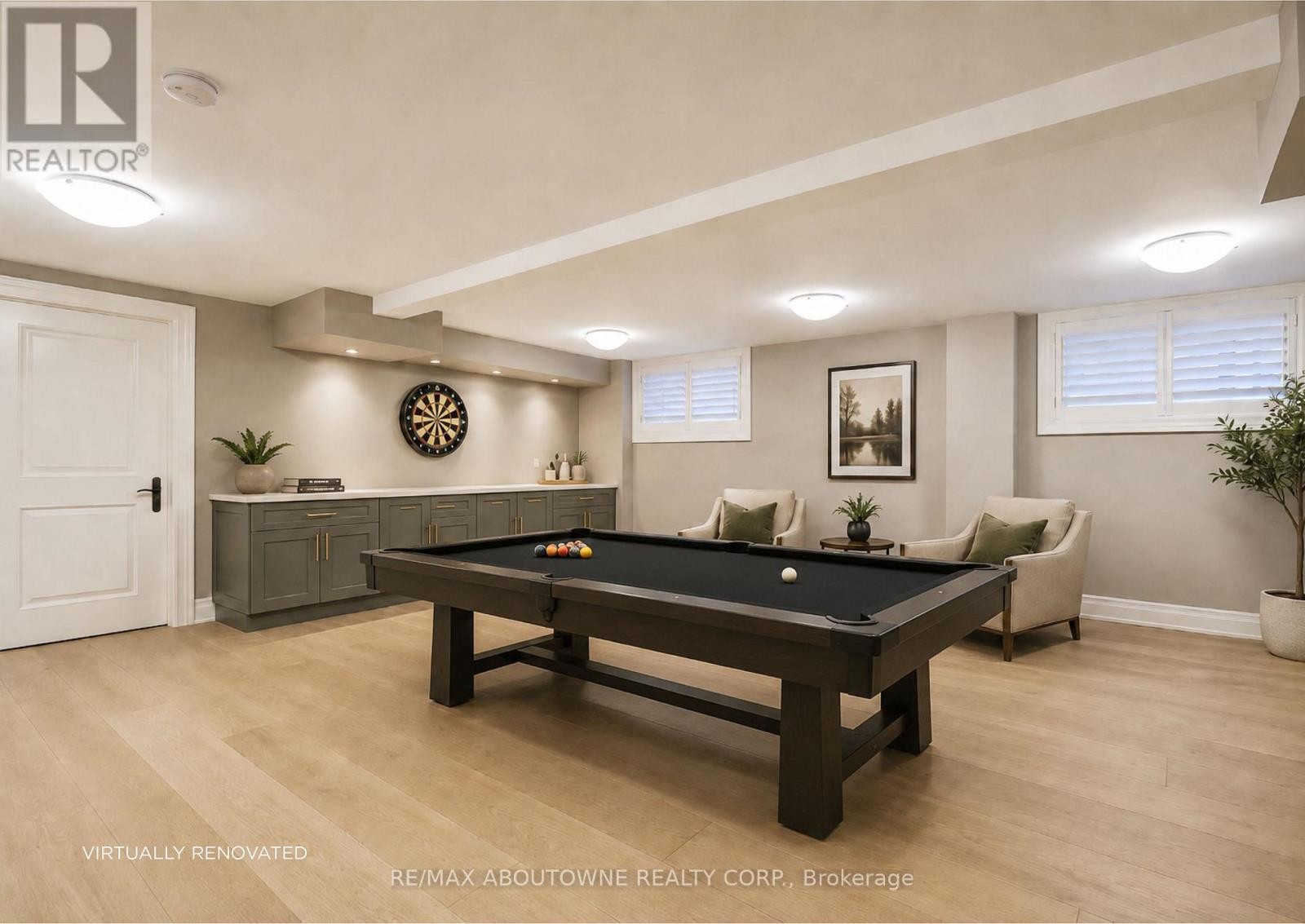 












390 SEATON DRIVE

,
Oakville (WO West),




Ontario
L6L3Y2

