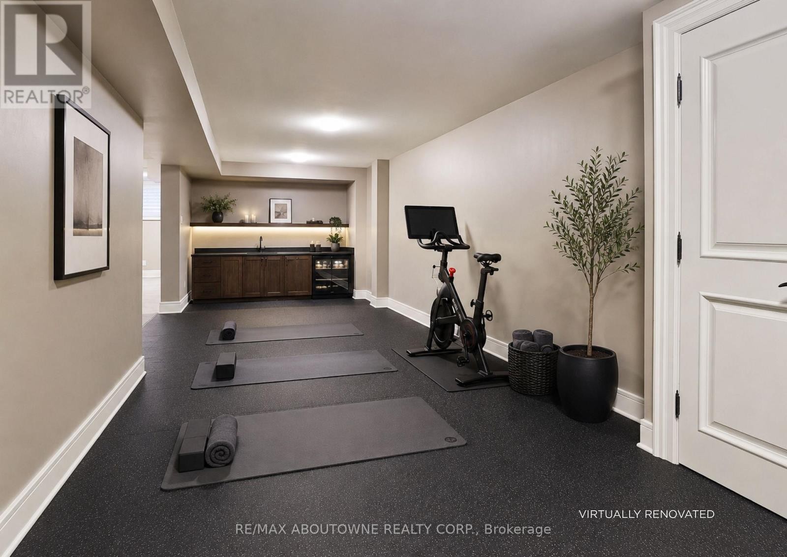 












390 SEATON DRIVE

,
Oakville (WO West),




Ontario
L6L3Y2

