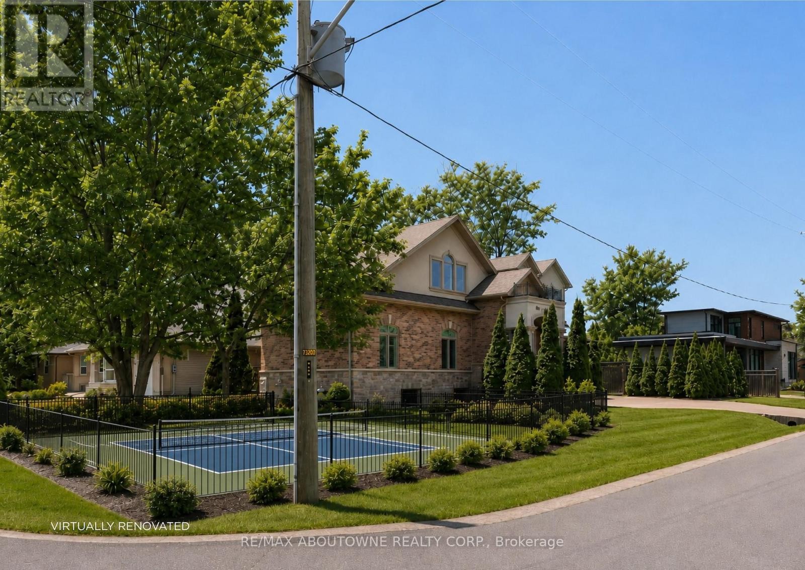 












390 SEATON DRIVE

,
Oakville (WO West),




Ontario
L6L3Y2

