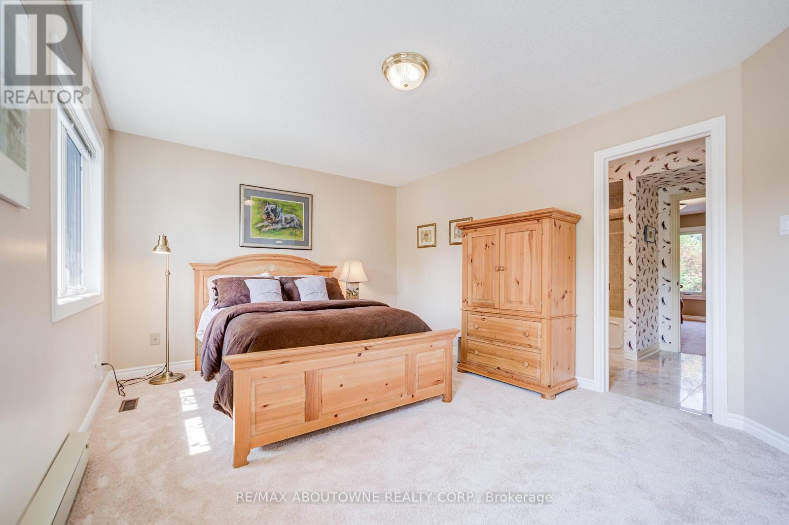 












1471 THE LINKS DRIVE

,
Oakville (GA Glen Abbey),




Ontario
L6M2P2

