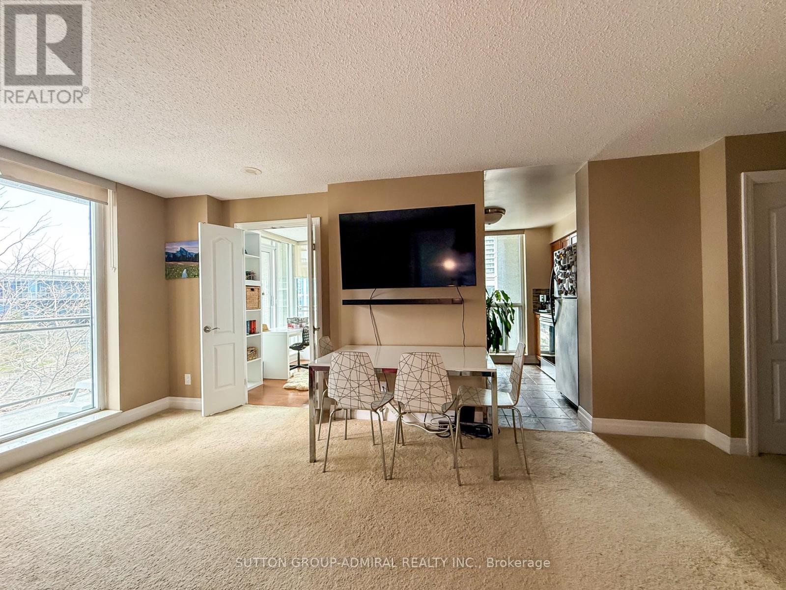 












415 - 2119 LAKE SHORE BOULEVARD W

,
Toronto (Mimico),




Ontario
M8V4E8

