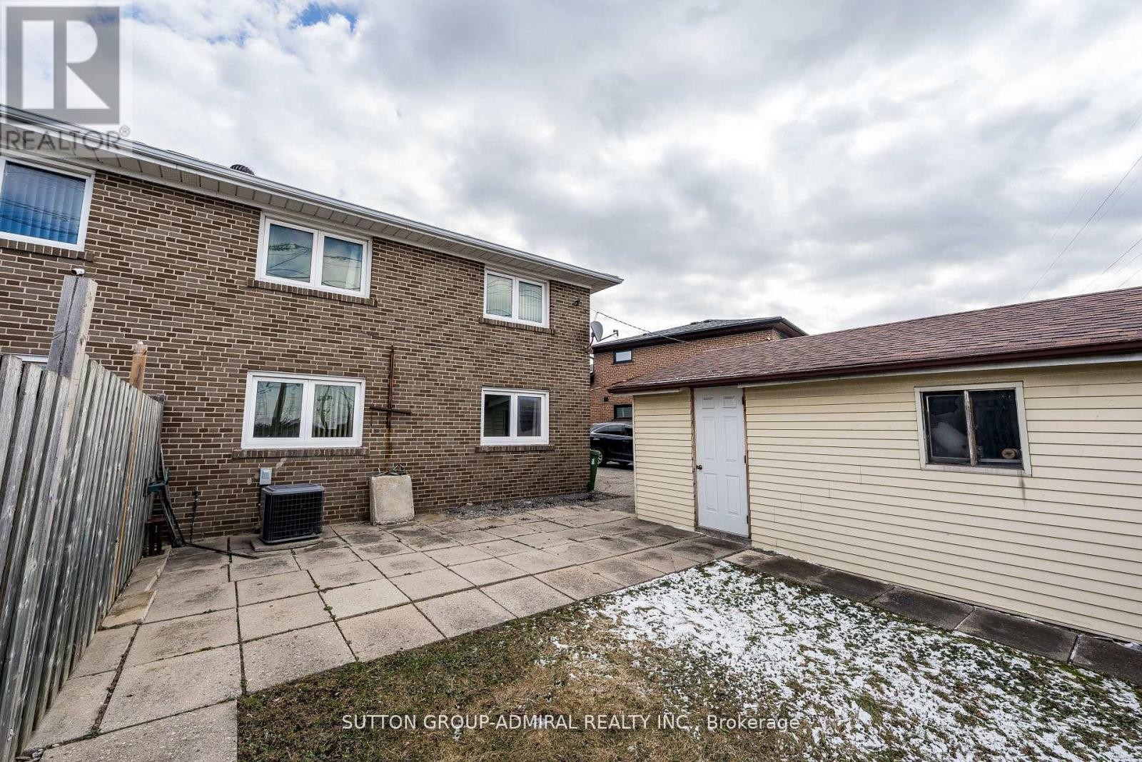 












92 REDGRAVE DRIVE

,
Toronto (Willowridge-Martingrove-Richview),




Ontario
M9R3V3

