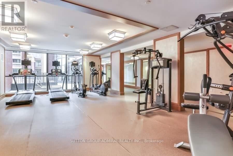












2911 - 830 LAWRENCE AVENUE W

,
Toronto (Yorkdale-Glen Park),




Ontario
M6A0B6

