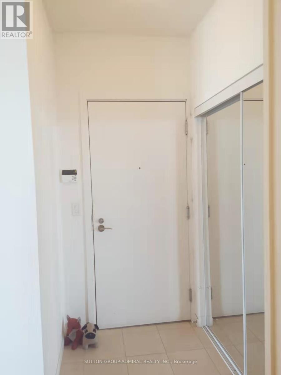 












2911 - 830 LAWRENCE AVENUE W

,
Toronto (Yorkdale-Glen Park),




Ontario
M6A0B6

