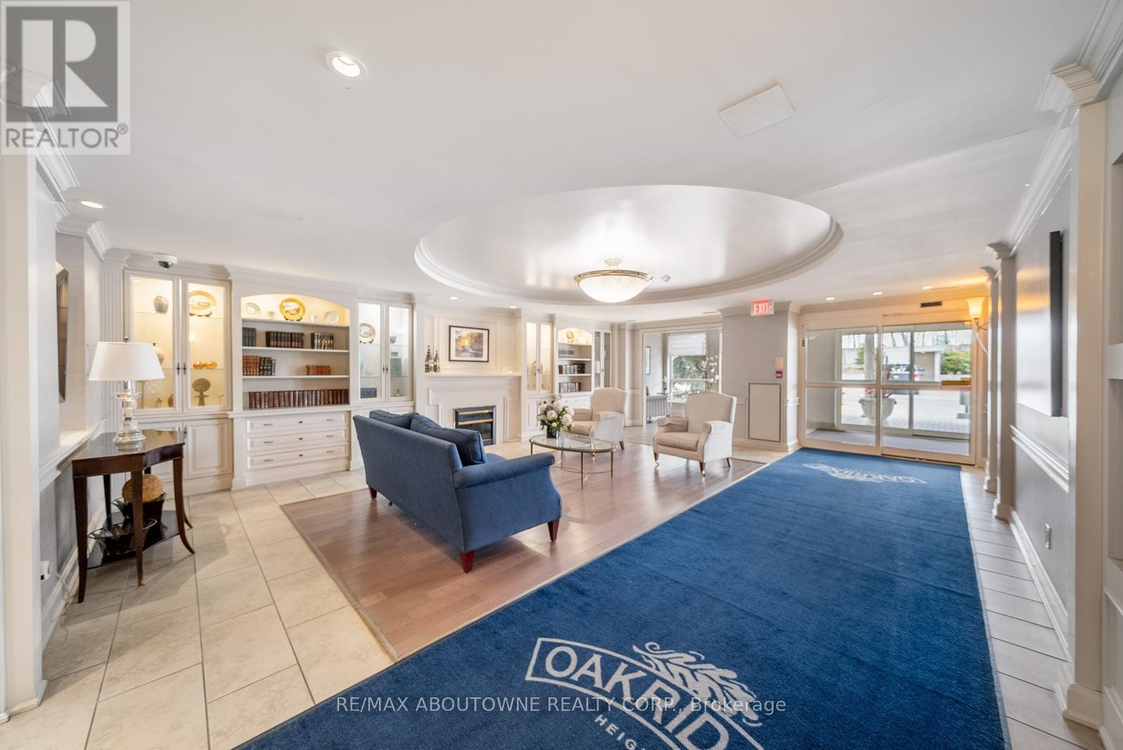 












703 - 50 OLD MILL ROAD

,
Oakville (OO Old Oakville),




Ontario
L6J7W1

