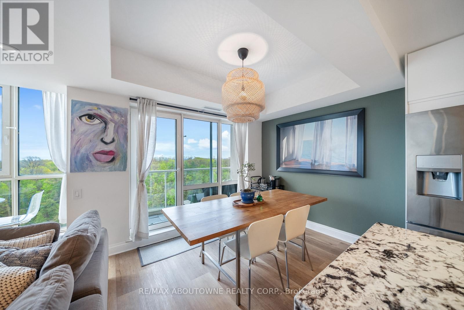 












703 - 50 OLD MILL ROAD

,
Oakville (OO Old Oakville),




Ontario
L6J7W1

