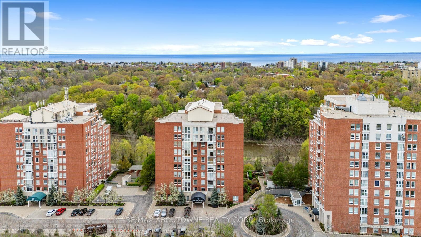 












703 - 50 OLD MILL ROAD

,
Oakville (OO Old Oakville),




Ontario
L6J7W1

