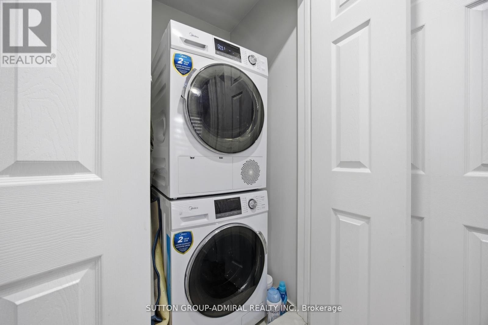 












56 - 180 HOWDEN BOULEVARD

,
Brampton (Westgate),




Ontario
L6S0E6

