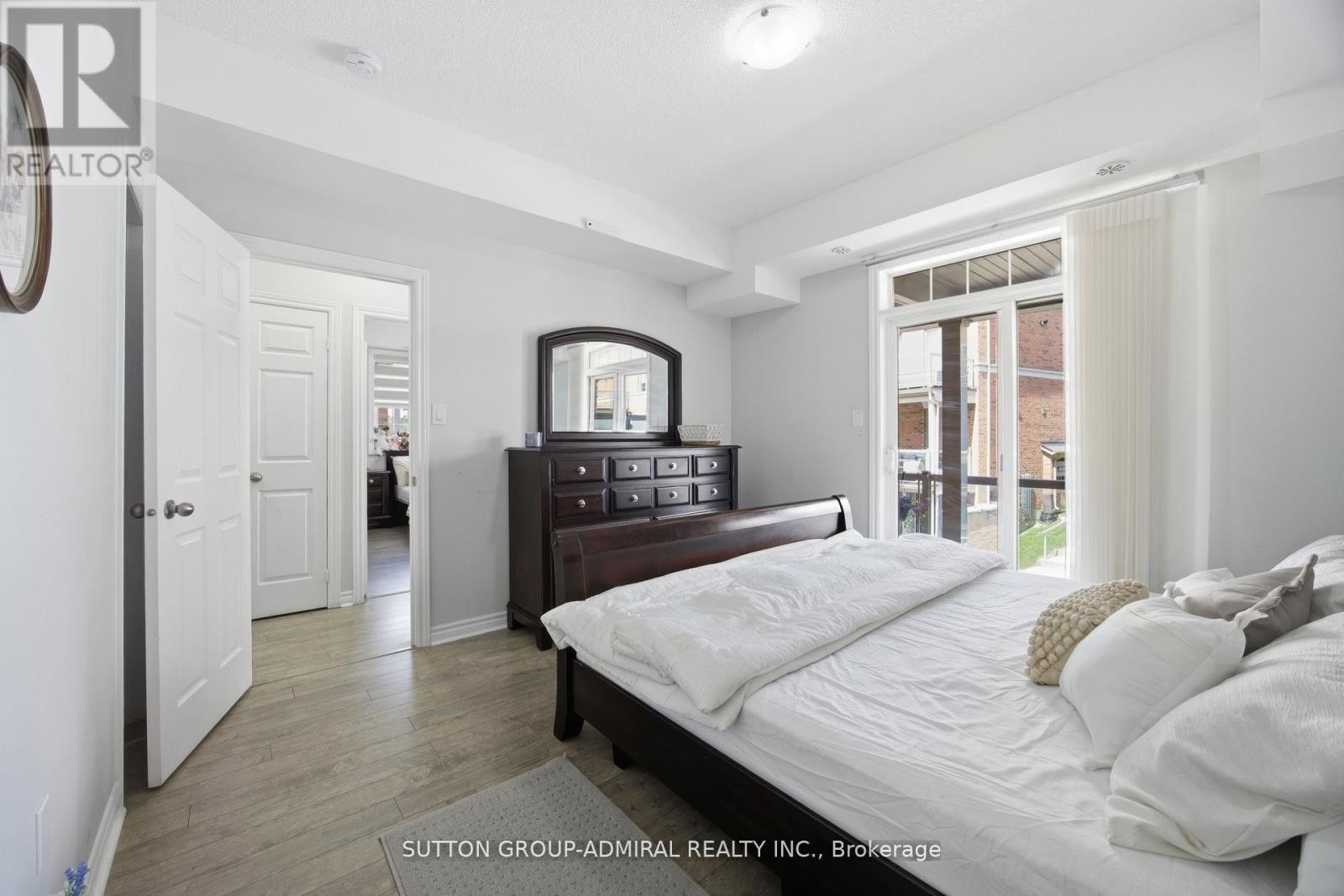












56 - 180 HOWDEN BOULEVARD

,
Brampton (Westgate),




Ontario
L6S0E6

