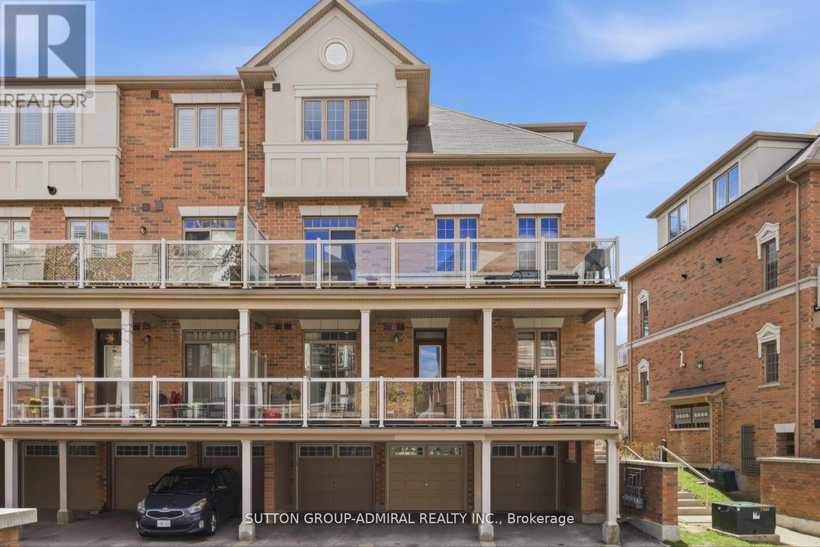 












56 - 180 HOWDEN BOULEVARD

,
Brampton (Westgate),




Ontario
L6S0E6

