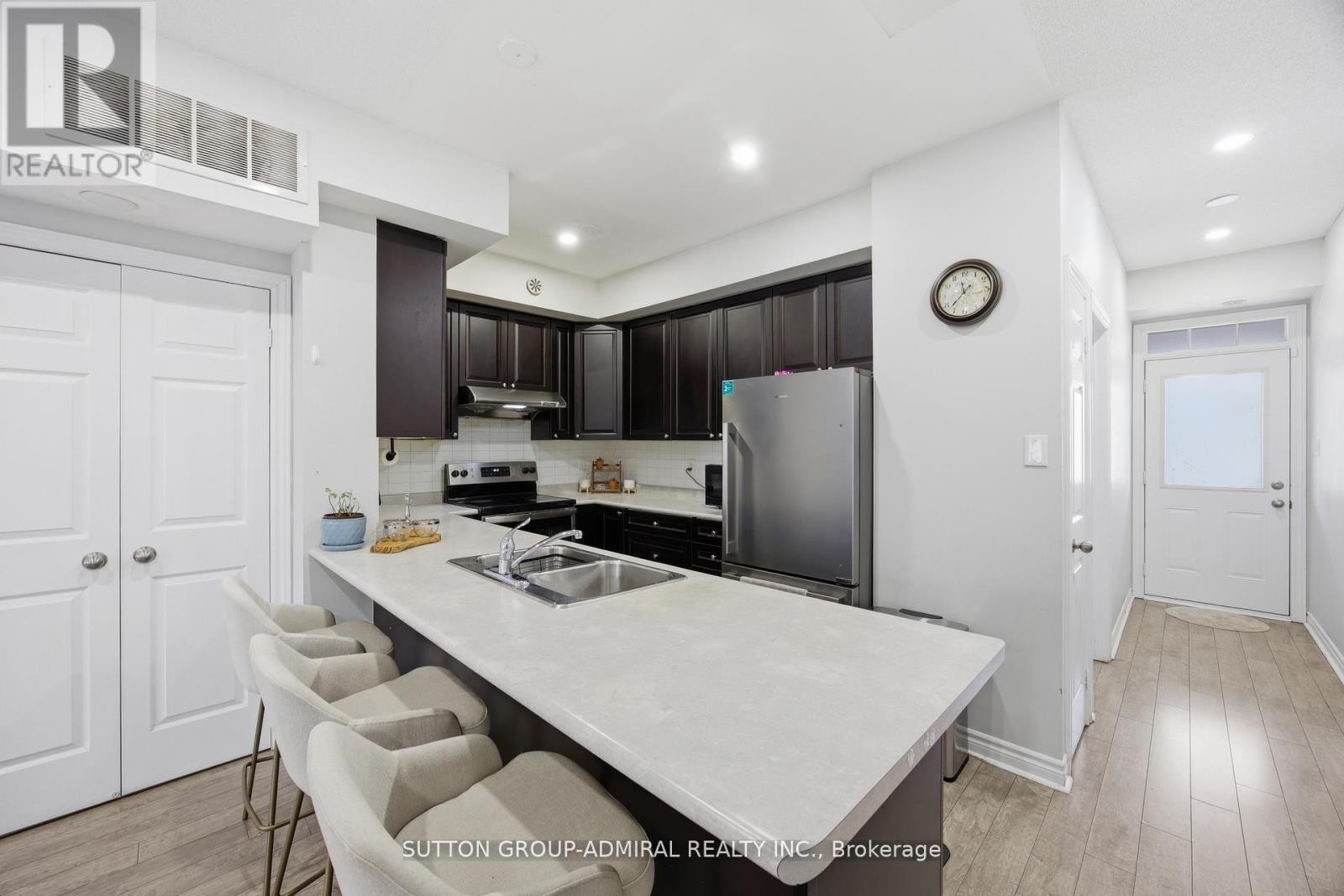












56 - 180 HOWDEN BOULEVARD

,
Brampton (Westgate),




Ontario
L6S0E6

