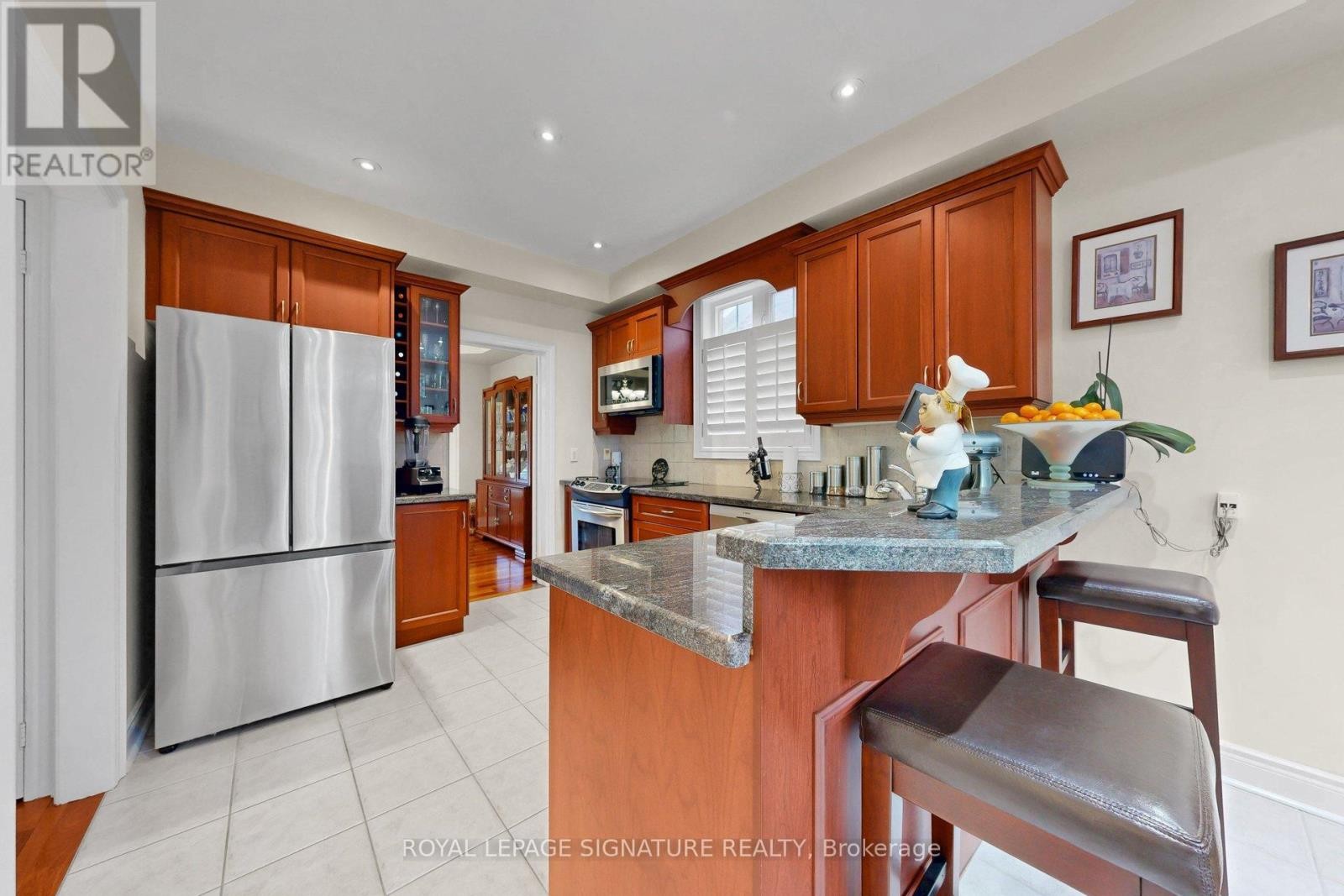 












1590 HALLSTONE ROAD

,
Brampton (Bram West),




Ontario
L6Y5K8

