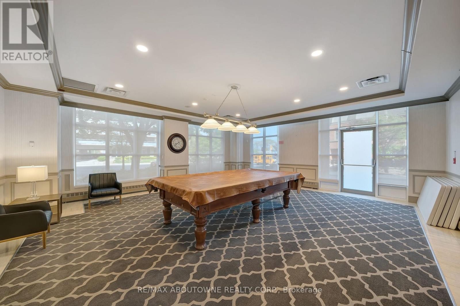 












606 - 442 MAPLE AVE. AVENUE

,
Burlington (Brant),




Ontario
L7S2L7

