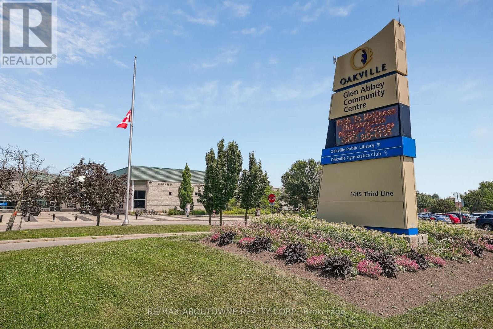 












1424 THE LINKS DRIVE

,
Oakville (GA Glen Abbey),




Ontario
L6M2N9

