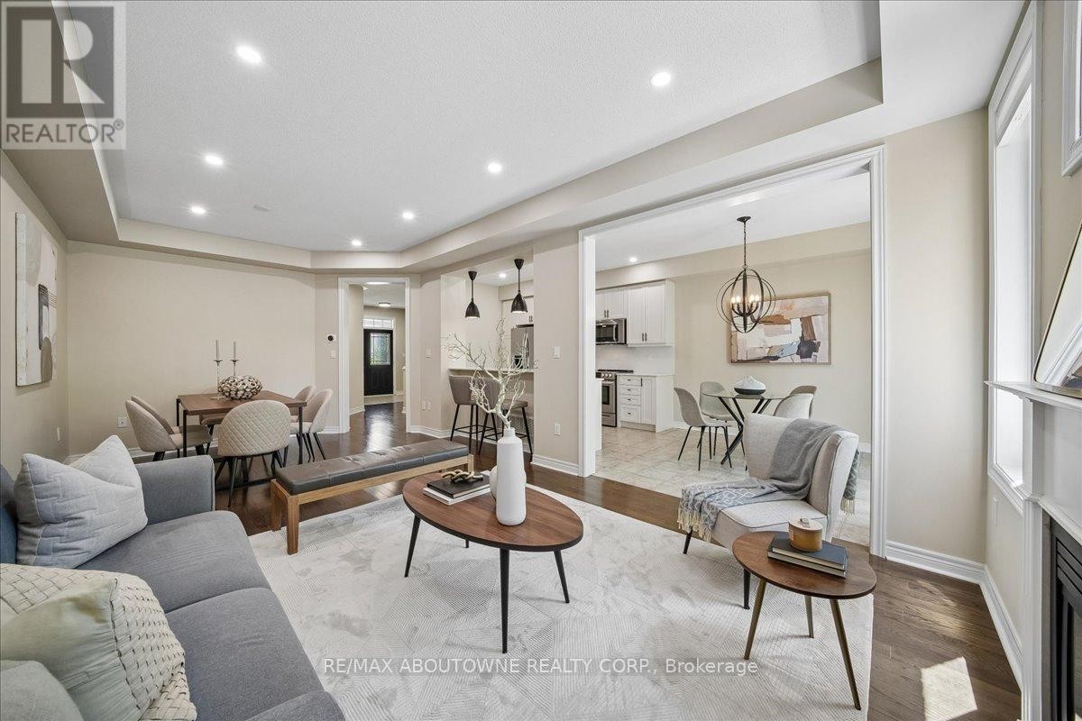 












2020 COLONEL WILLIAM PARKWAY

,
Oakville (BC Bronte Creek),




Ontario
L6M0L9

