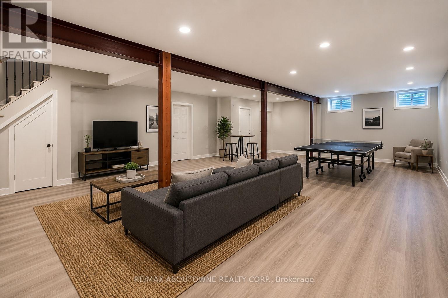 












2020 COLONEL WILLIAM PARKWAY

,
Oakville (BC Bronte Creek),




Ontario
L6M0L9

