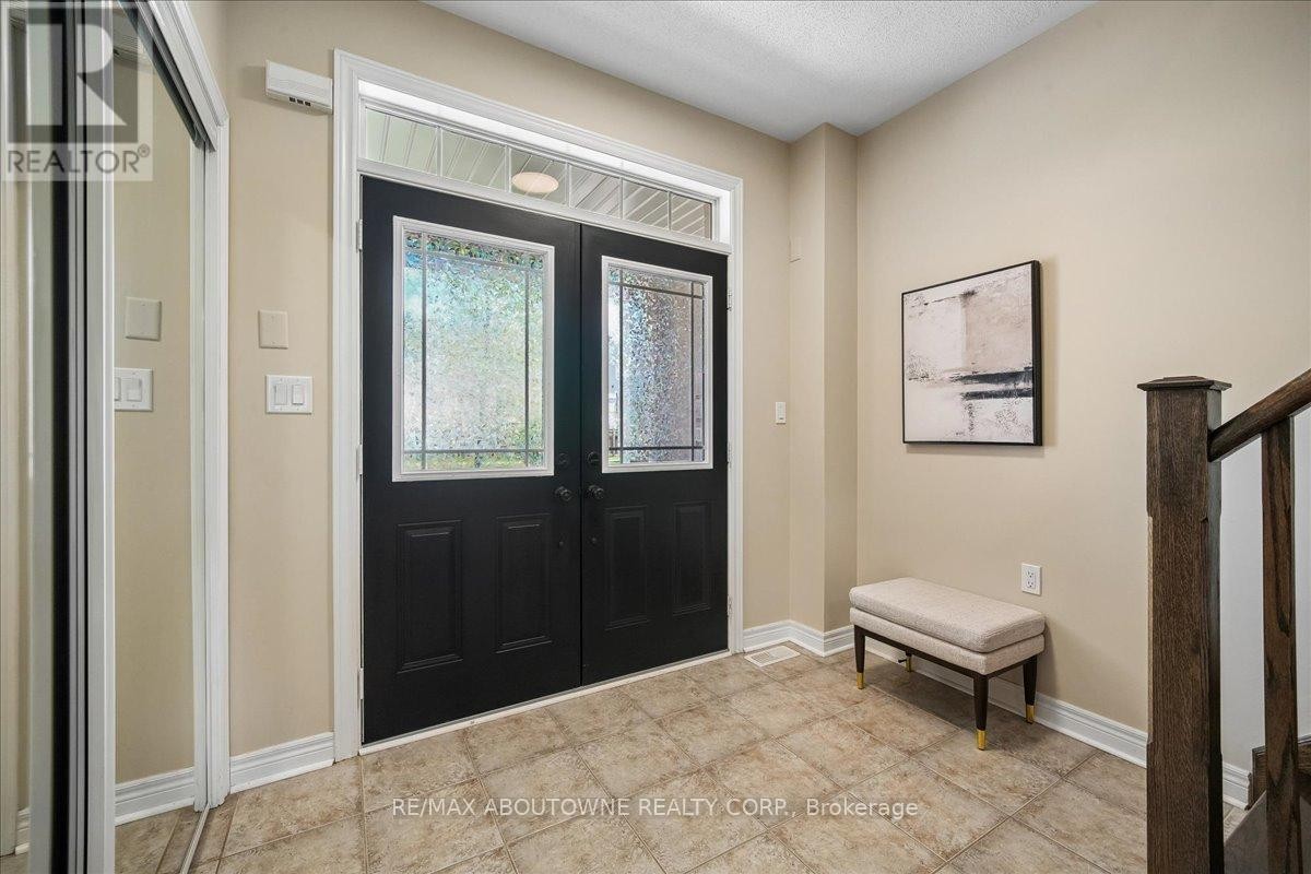 












2020 COLONEL WILLIAM PARKWAY

,
Oakville (BC Bronte Creek),




Ontario
L6M0L9

