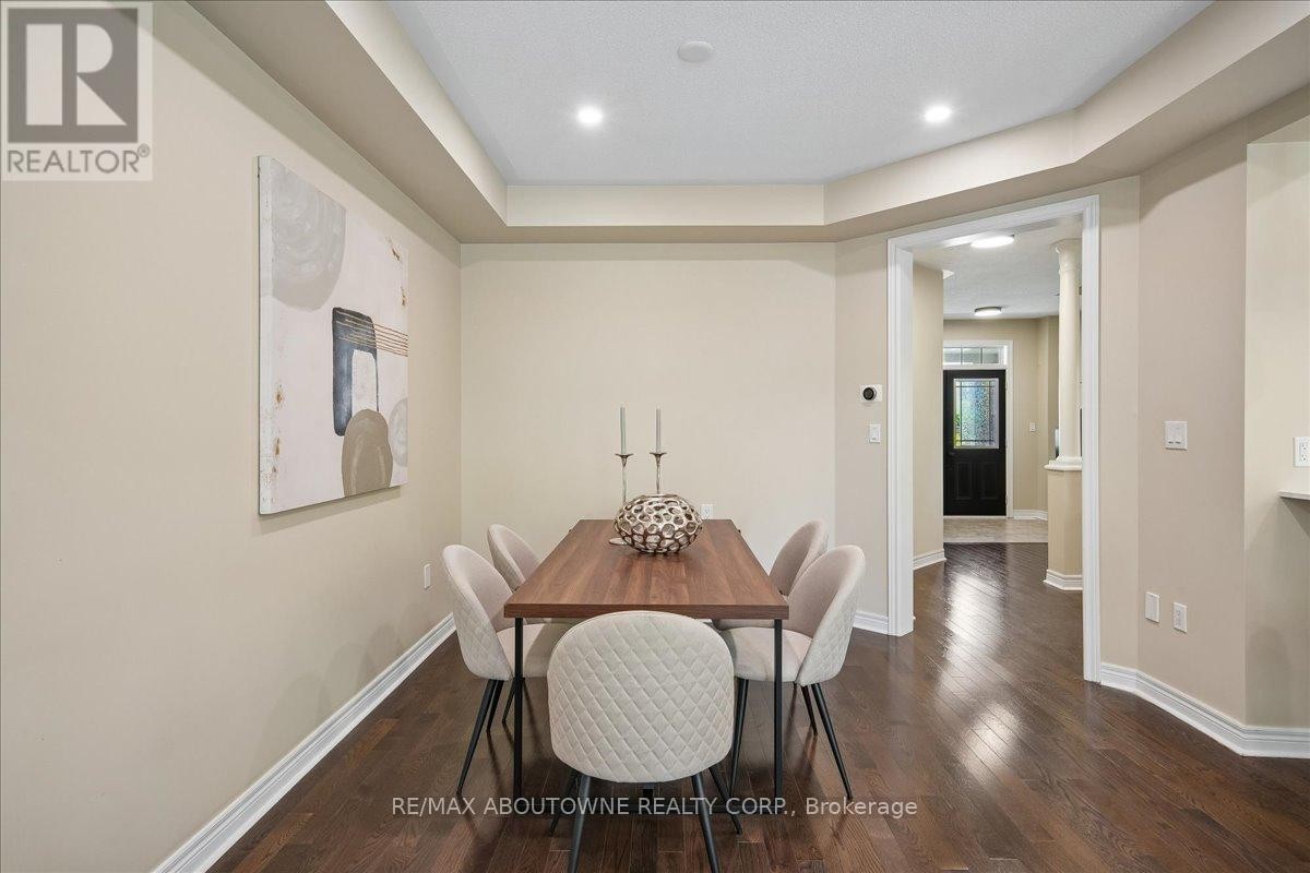 












2020 COLONEL WILLIAM PARKWAY

,
Oakville (BC Bronte Creek),




Ontario
L6M0L9

