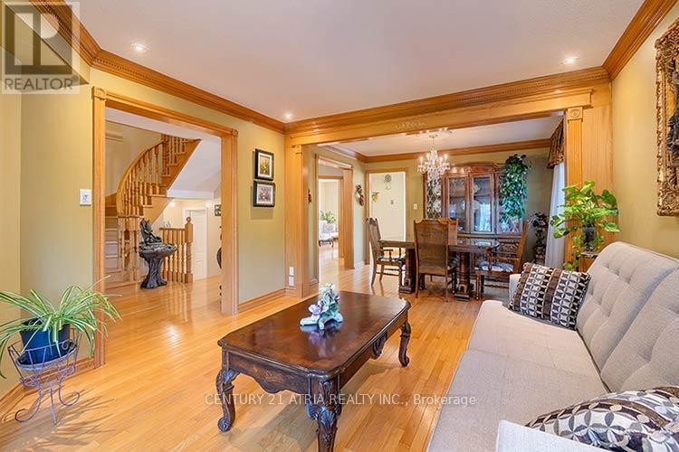 












3372 BOBWHITE MEWS

,
Mississauga (Lisgar),




Ontario
L5N6E7

