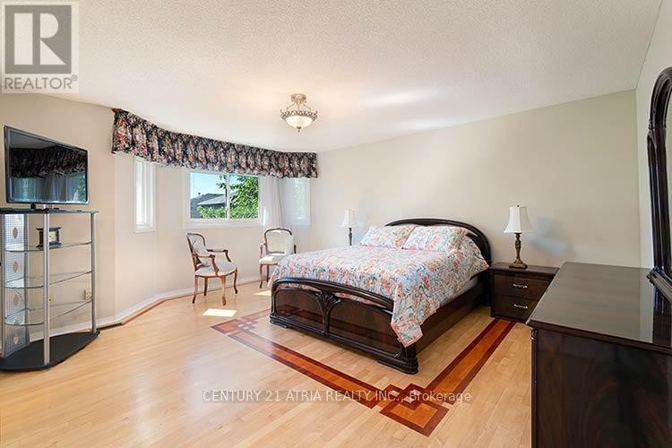 












3372 BOBWHITE MEWS

,
Mississauga (Lisgar),




Ontario
L5N6E7

