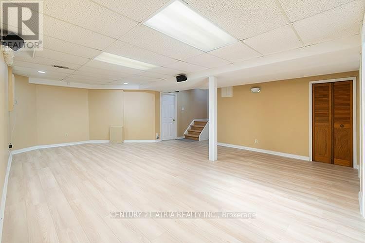 












3372 BOBWHITE MEWS

,
Mississauga (Lisgar),




Ontario
L5N6E7

