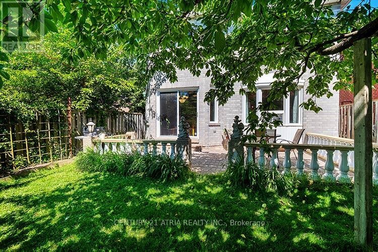 












3372 BOBWHITE MEWS

,
Mississauga (Lisgar),




Ontario
L5N6E7

